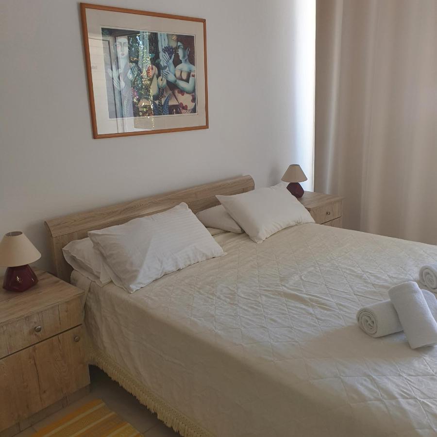 Emilia 10 Studio Polis المظهر الخارجي الصورة